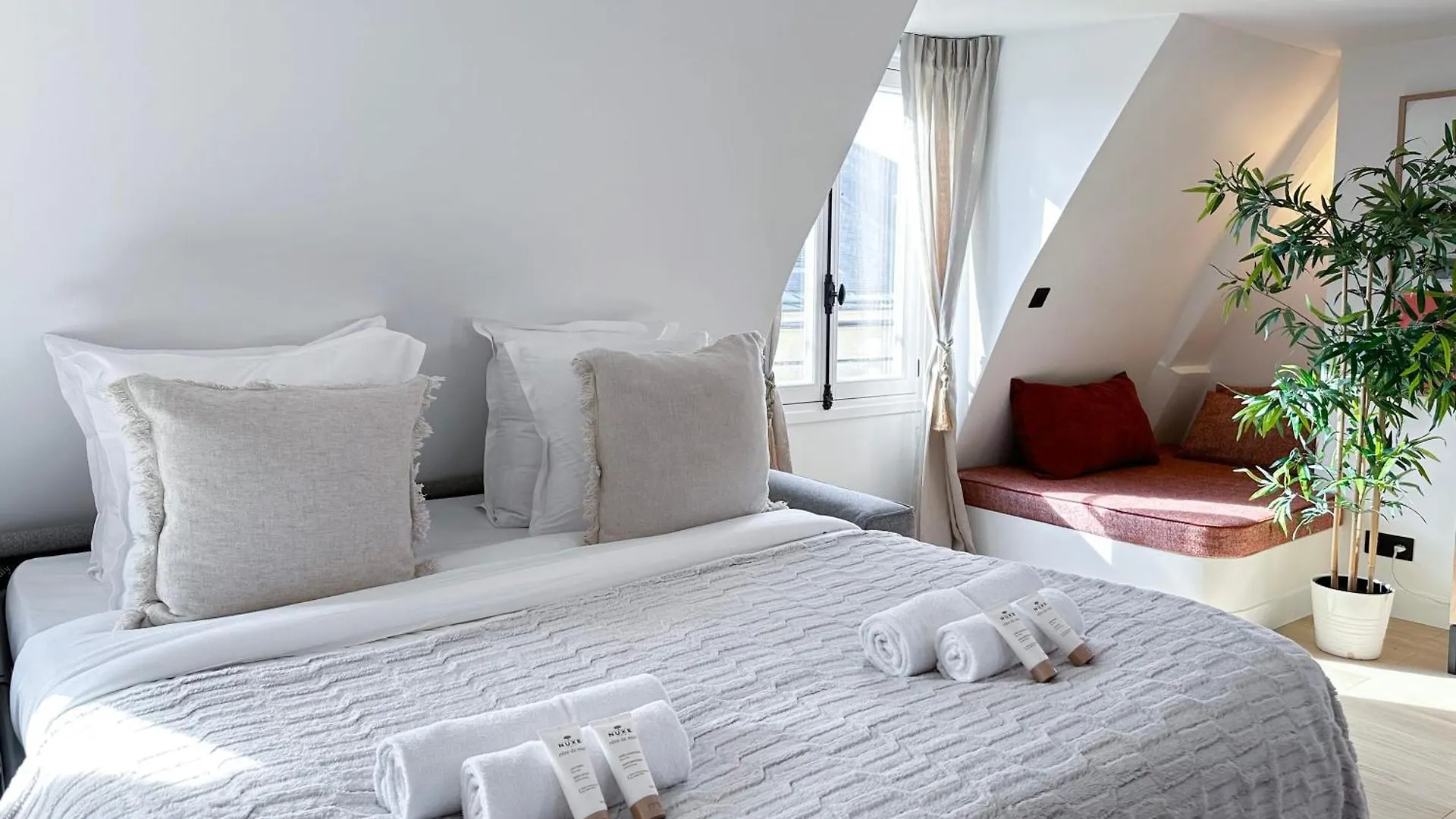 Spacious & Luxurious *