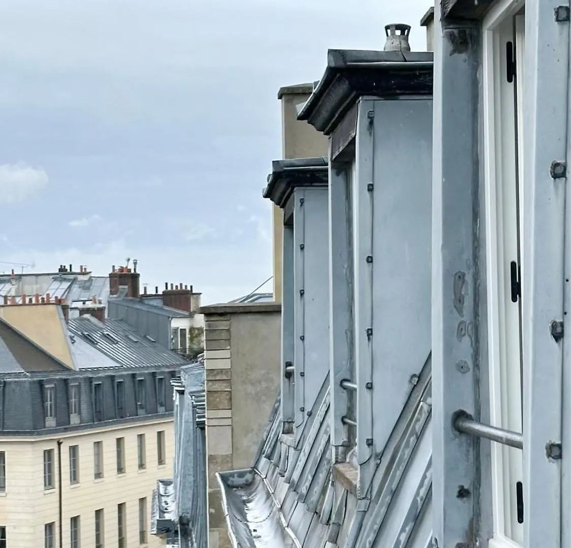 Spacious & Luxurious Paris