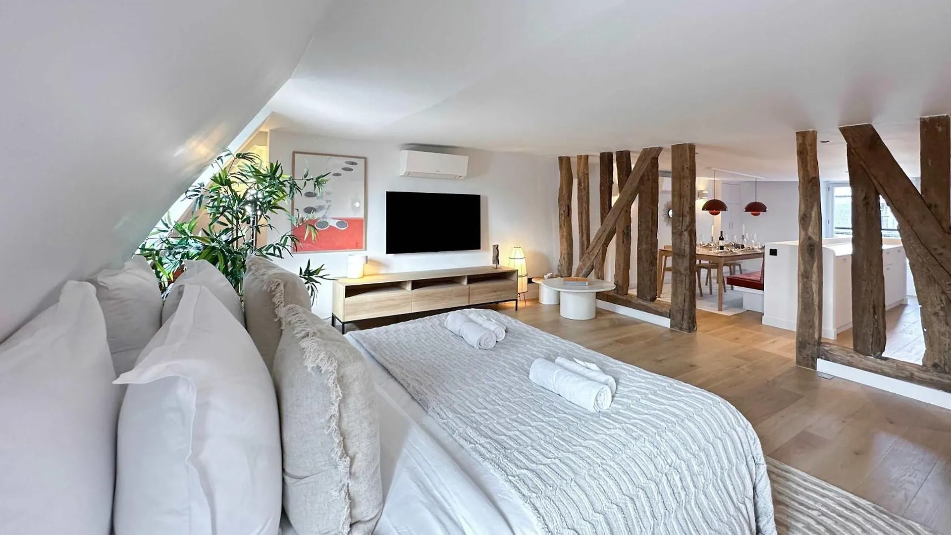Spacious & Luxurious Апартаменты *